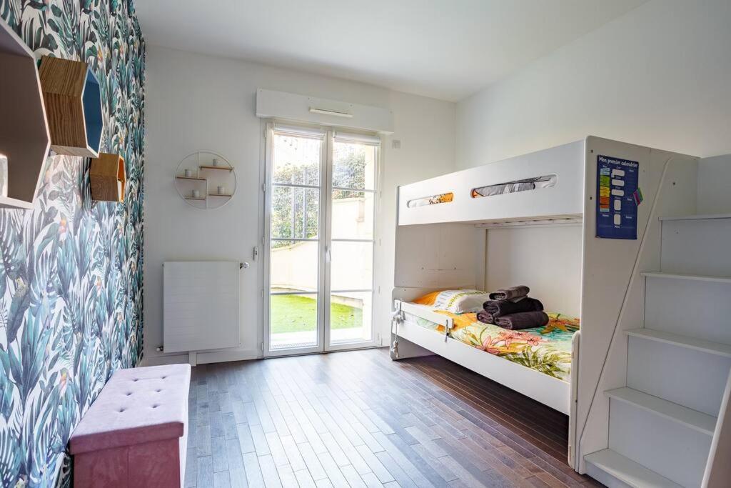 Apt 6P - Standing Rer Tram Paris Orly Velizy Ле-Плесси-Робинсон Экстерьер фото